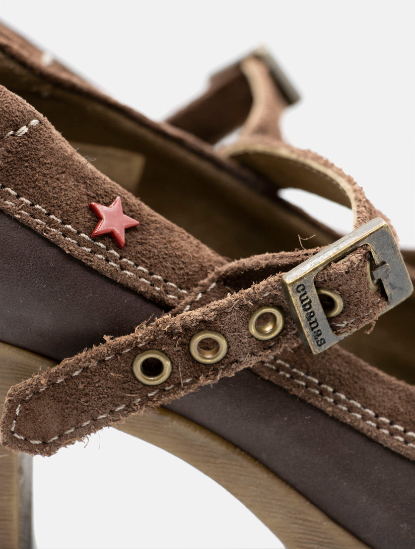Sapatos de salto alto Cubanas